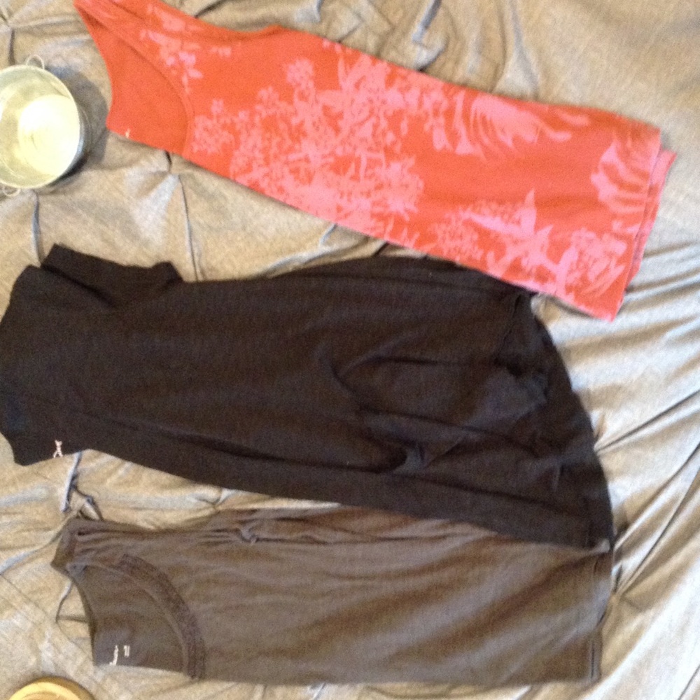 Lot of Eddie Bauer tops